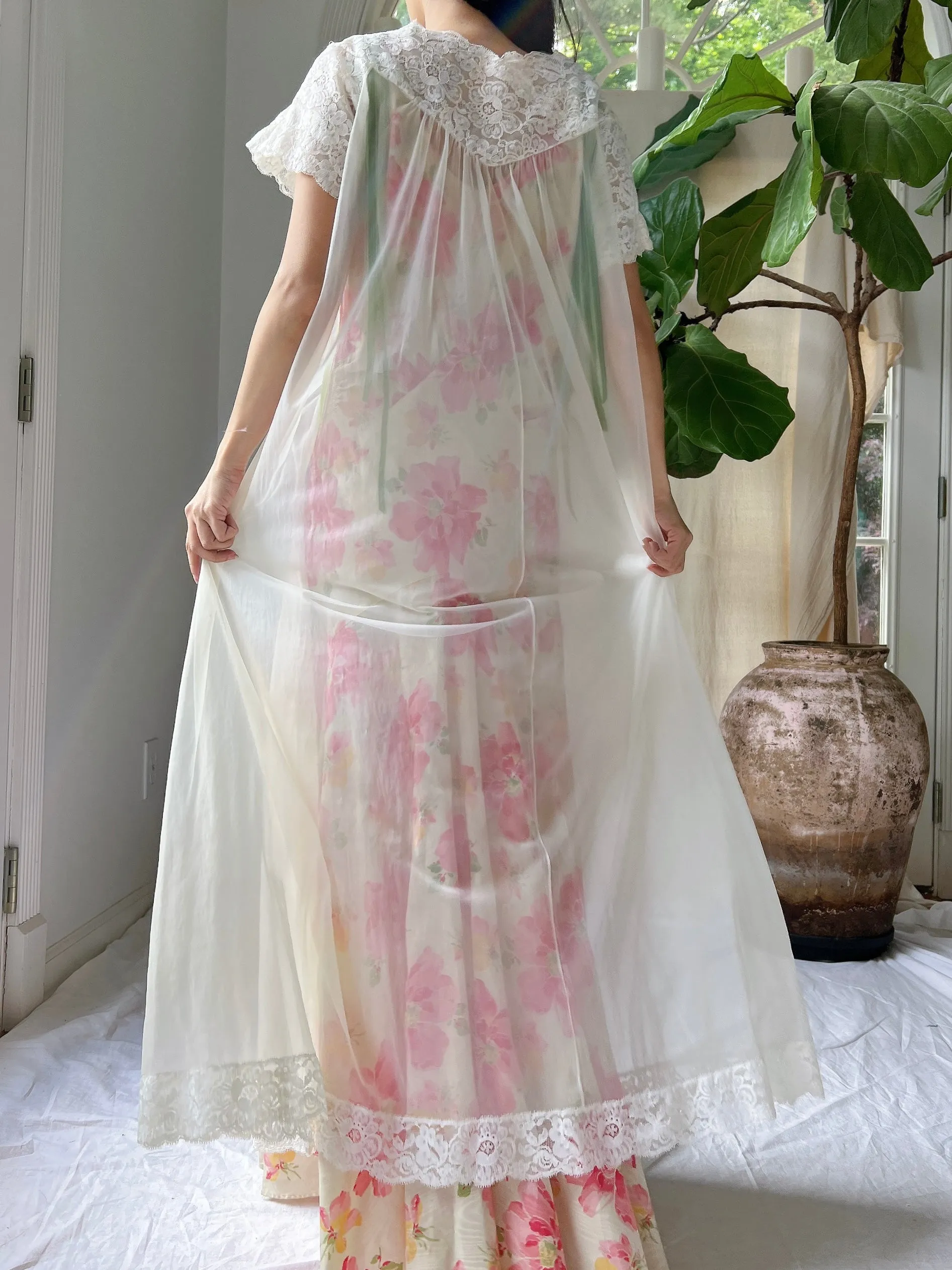 1960s Nylon Dressing Gown - S