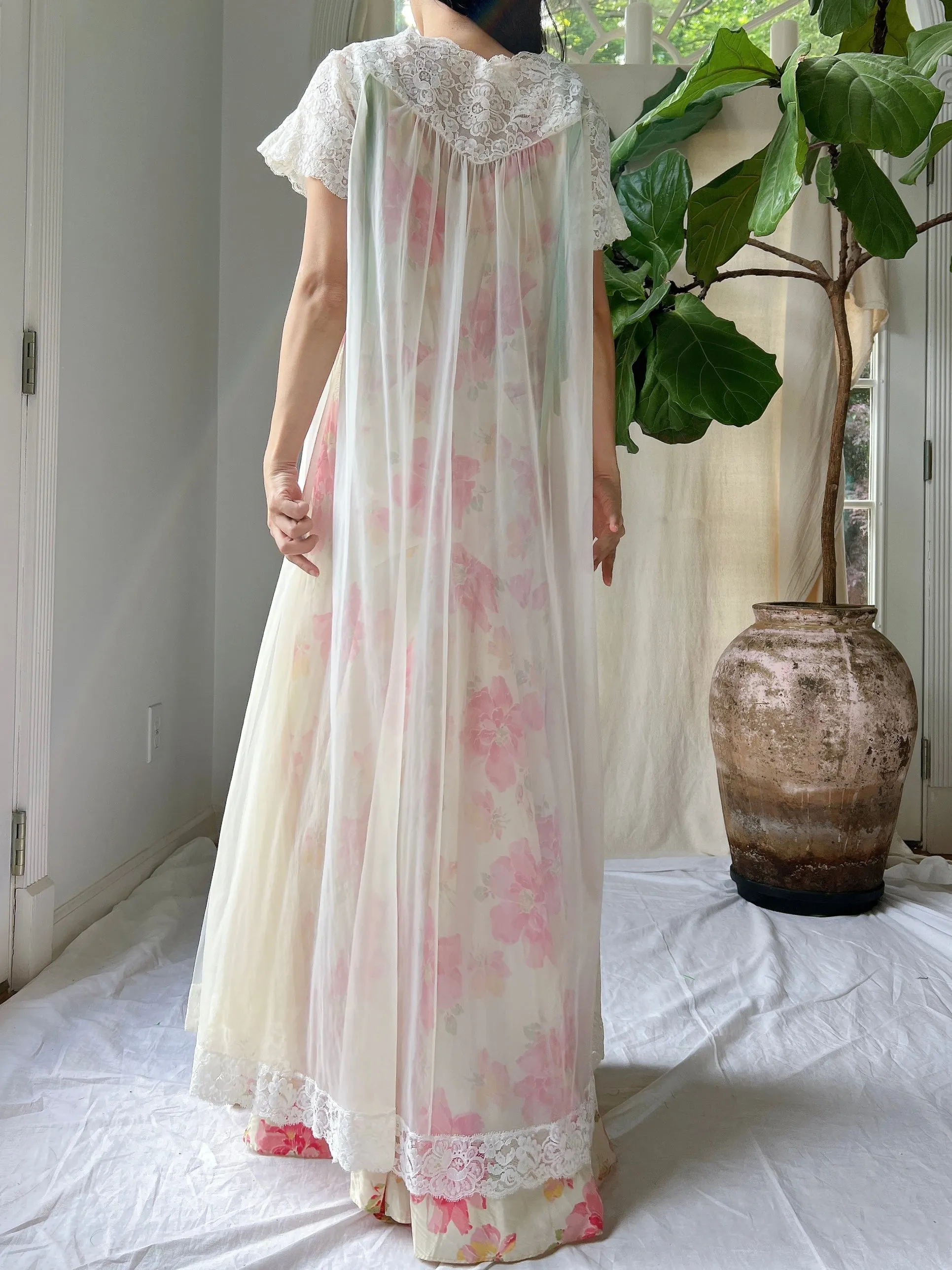 1960s Nylon Dressing Gown - S