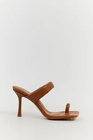 ALIAS MAE LEIGHTON TAN HEEL