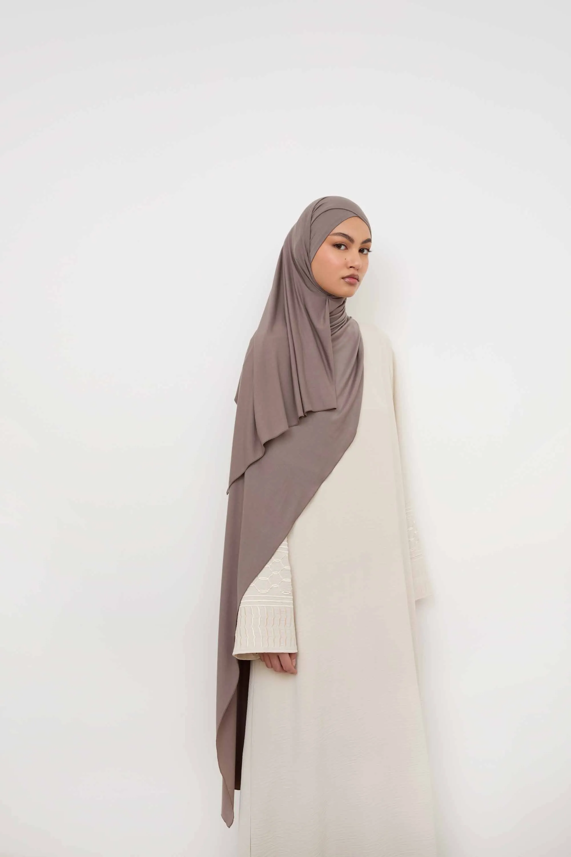 Bamboo Jersey Hijab - Truffle Grey