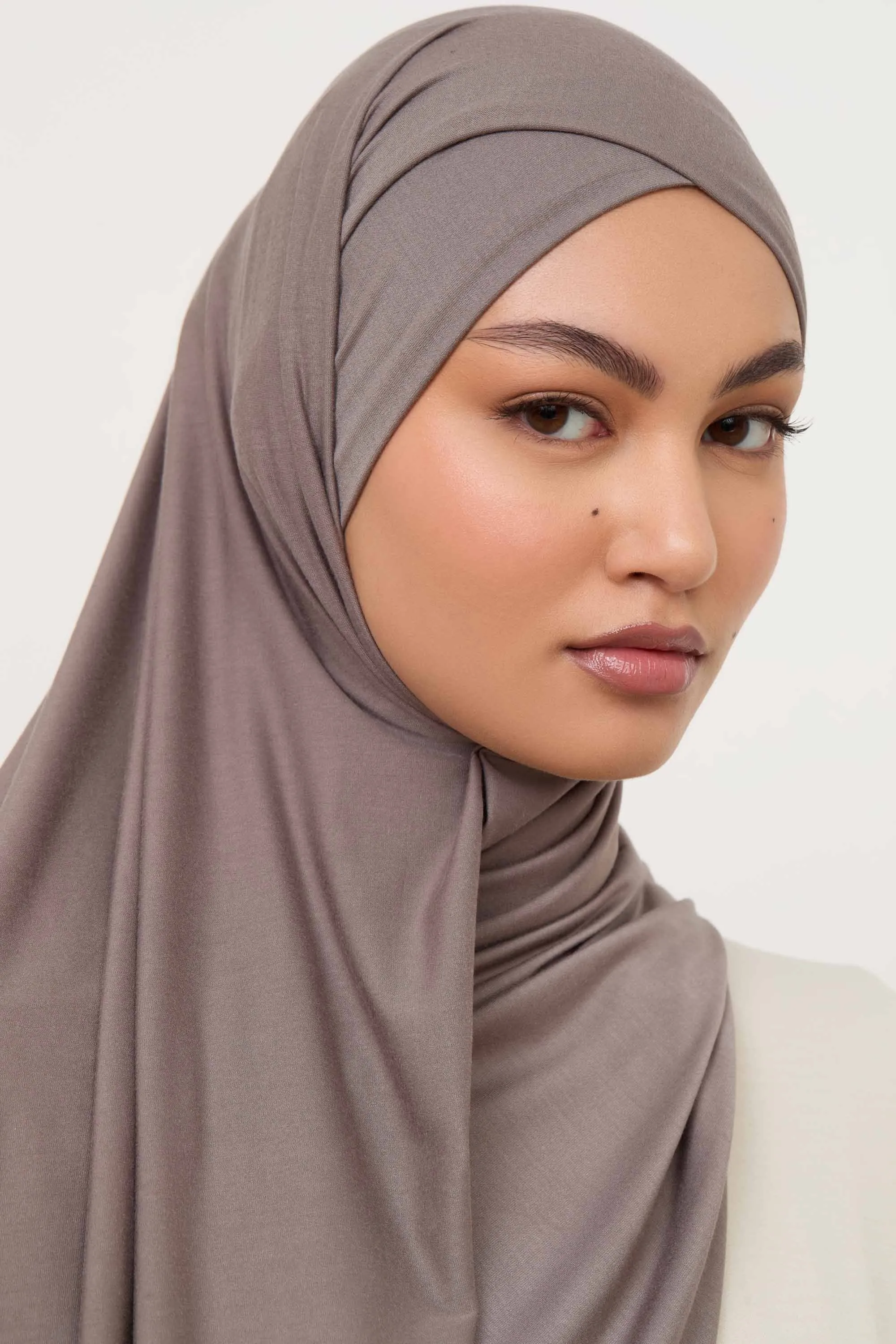 Bamboo Jersey Hijab - Truffle Grey