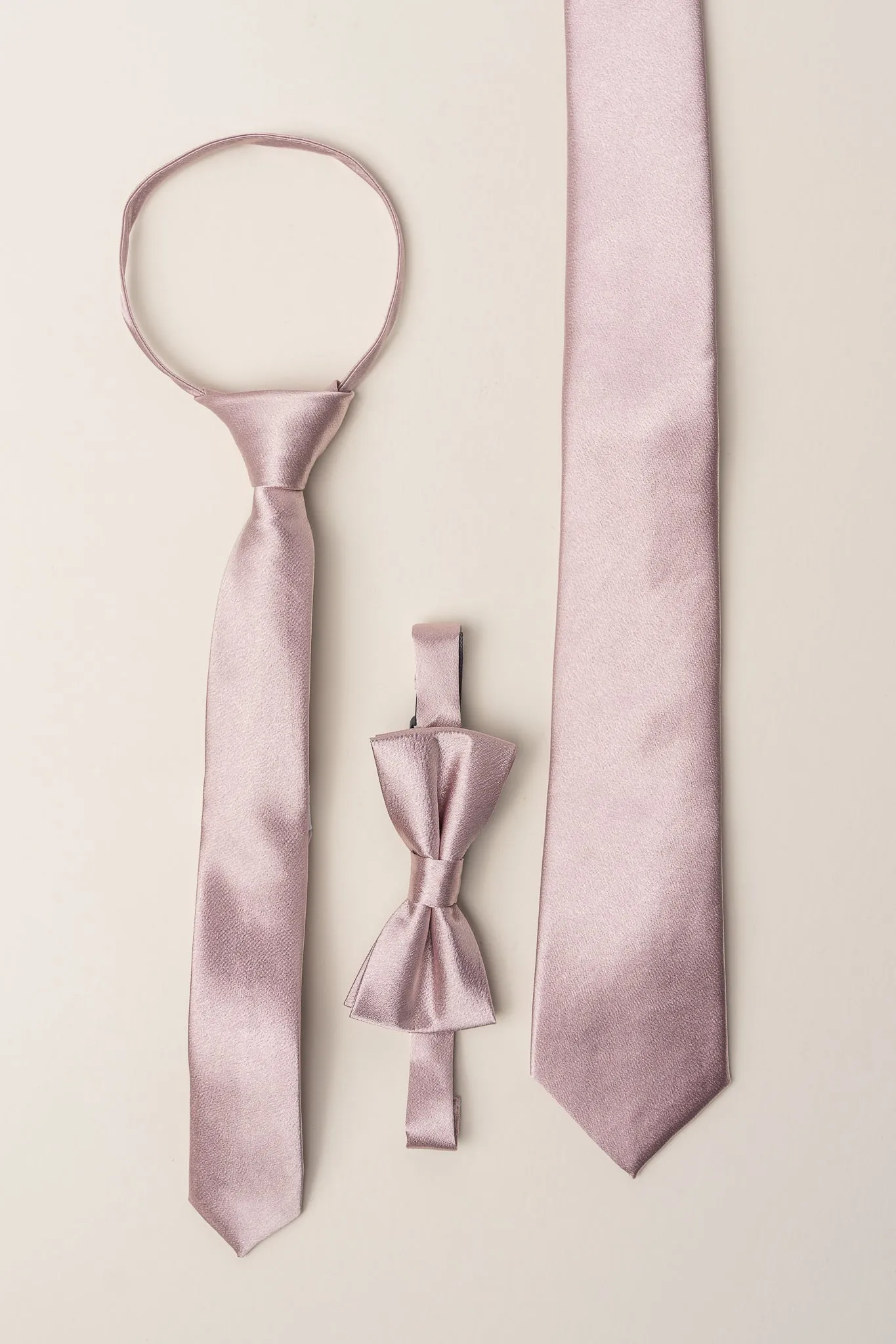Boys Max Tie in Blush