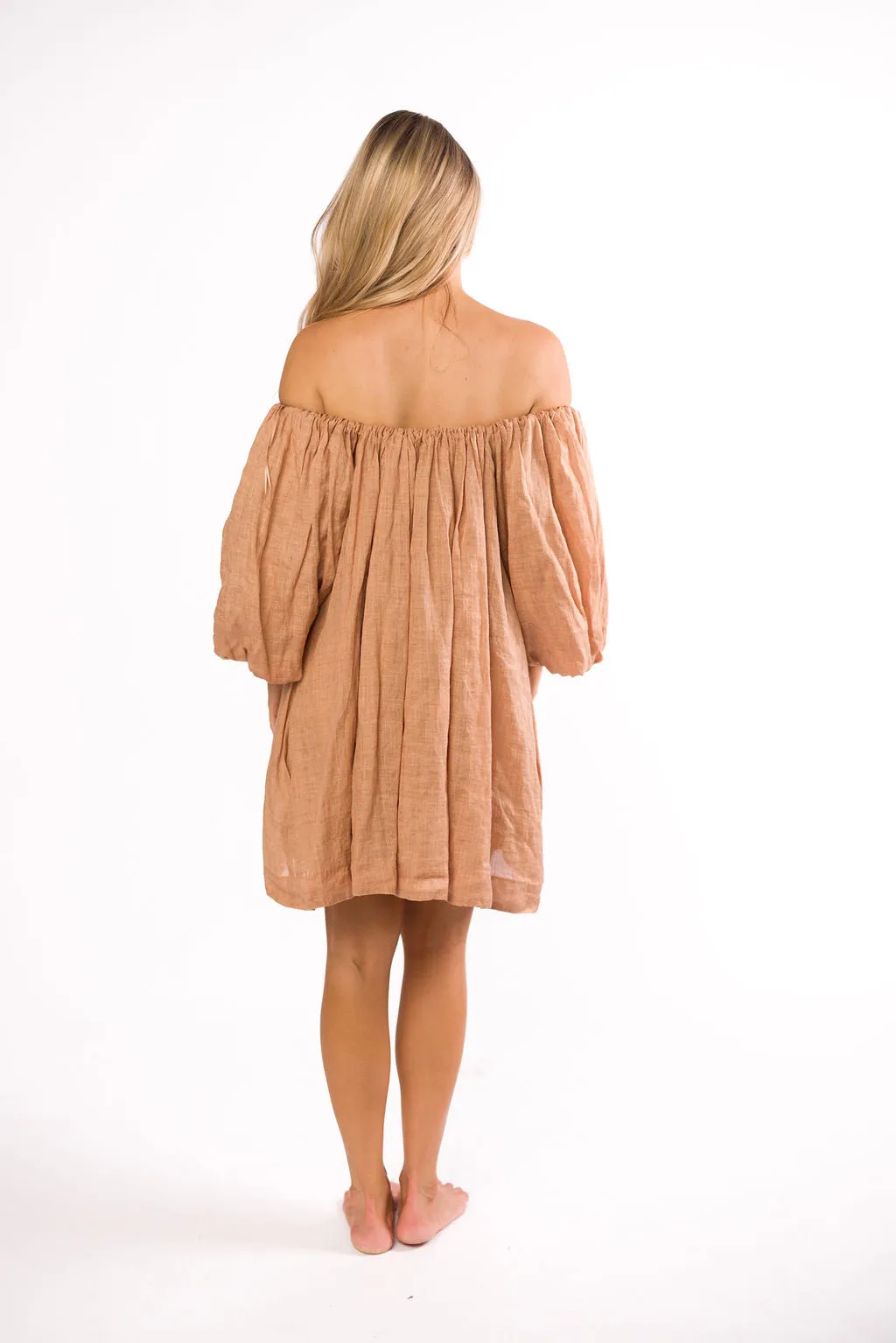 Cassidy 100% Linen On/Off Shoulder Mini Dress in Mocha