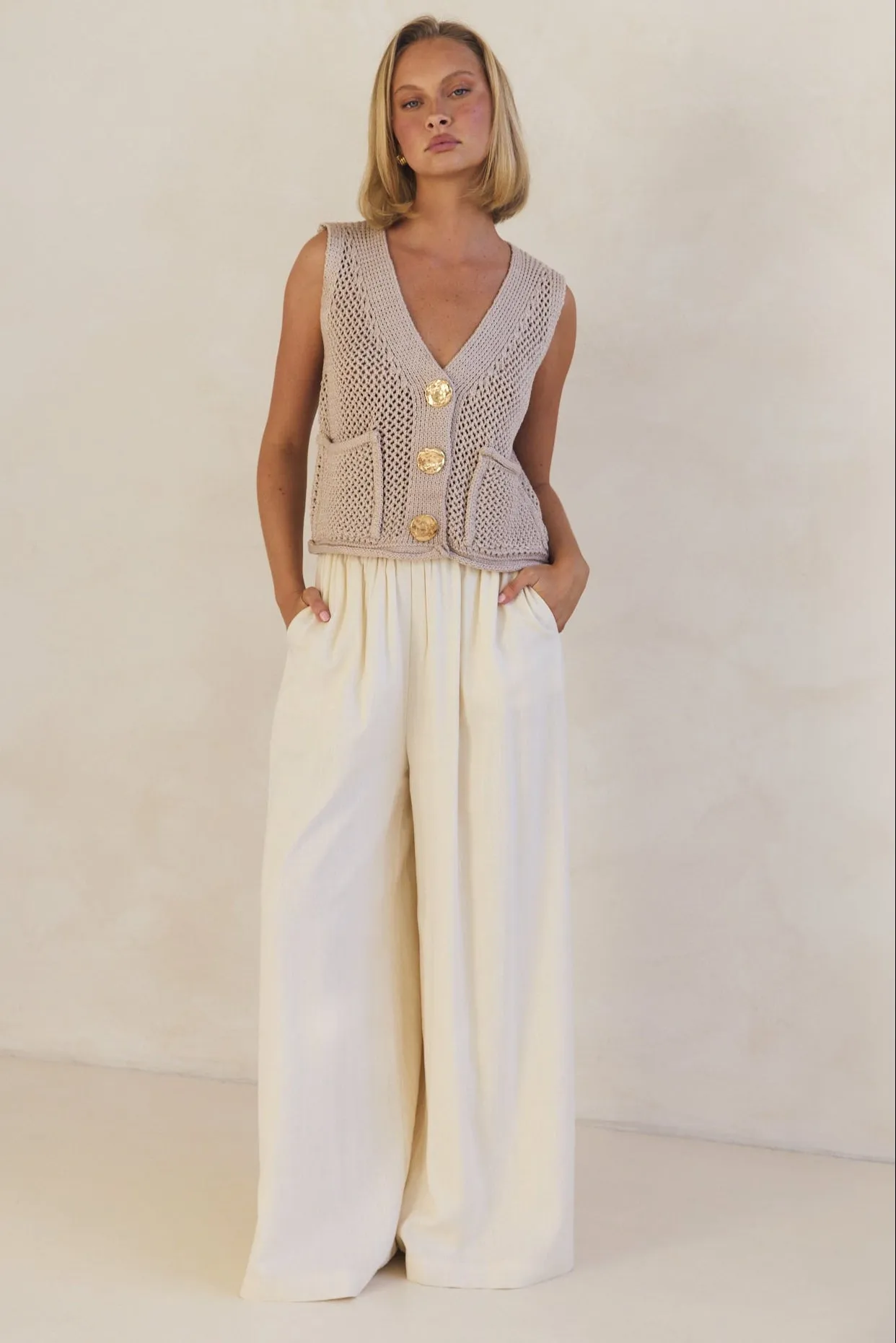 Elizabeth Knit Vest (Beige)