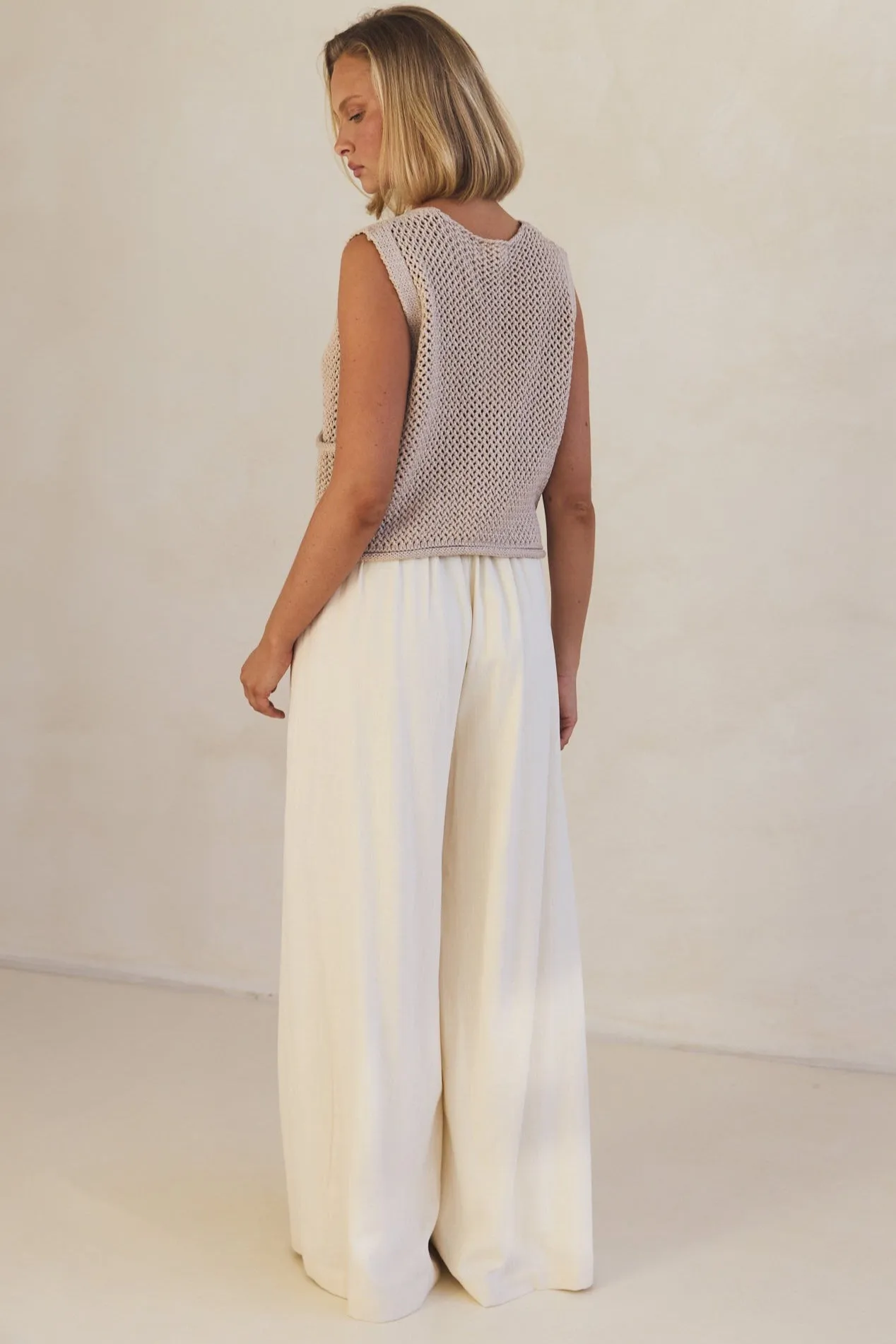 Elizabeth Knit Vest (Beige)