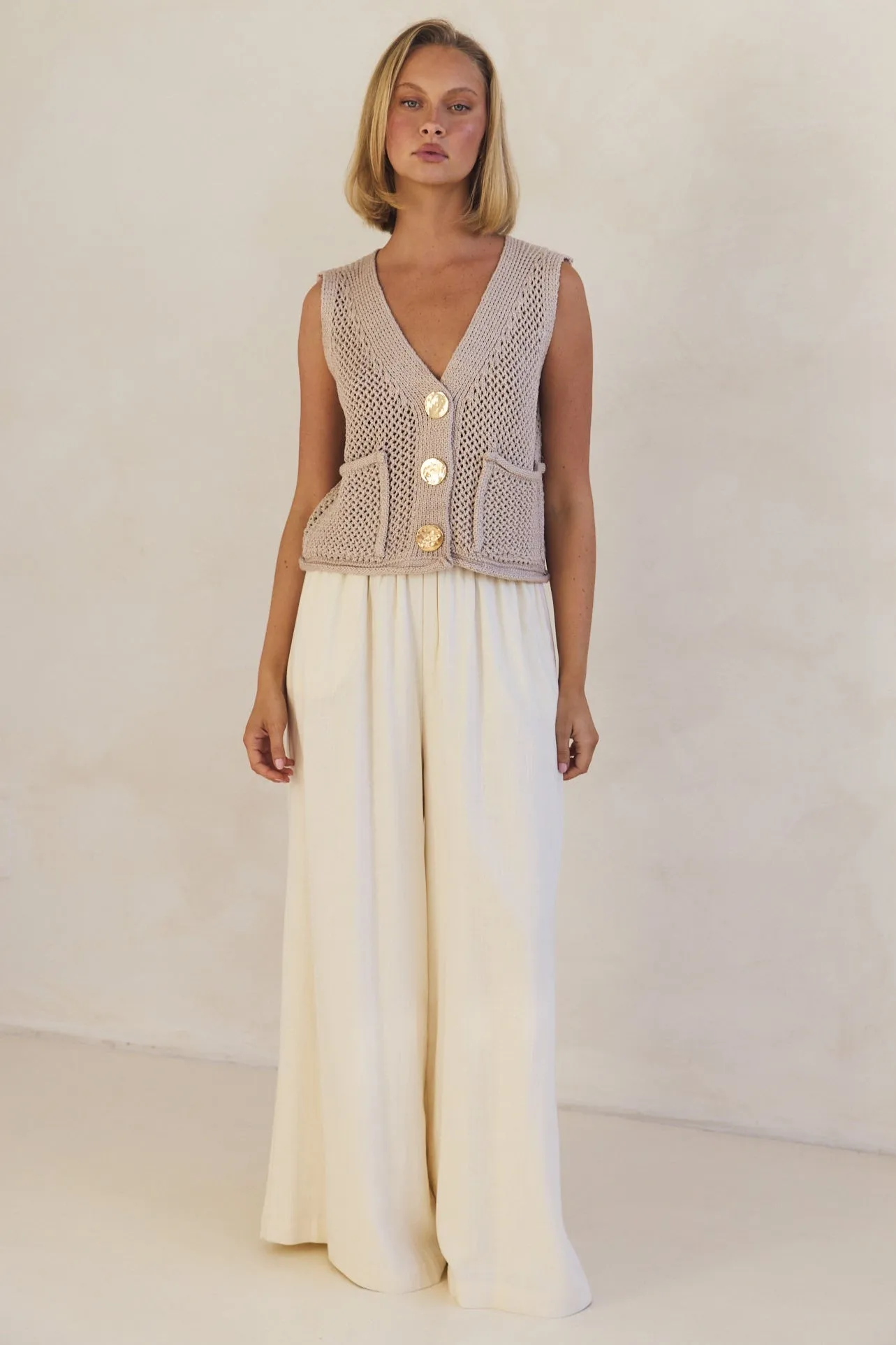Elizabeth Knit Vest (Beige)