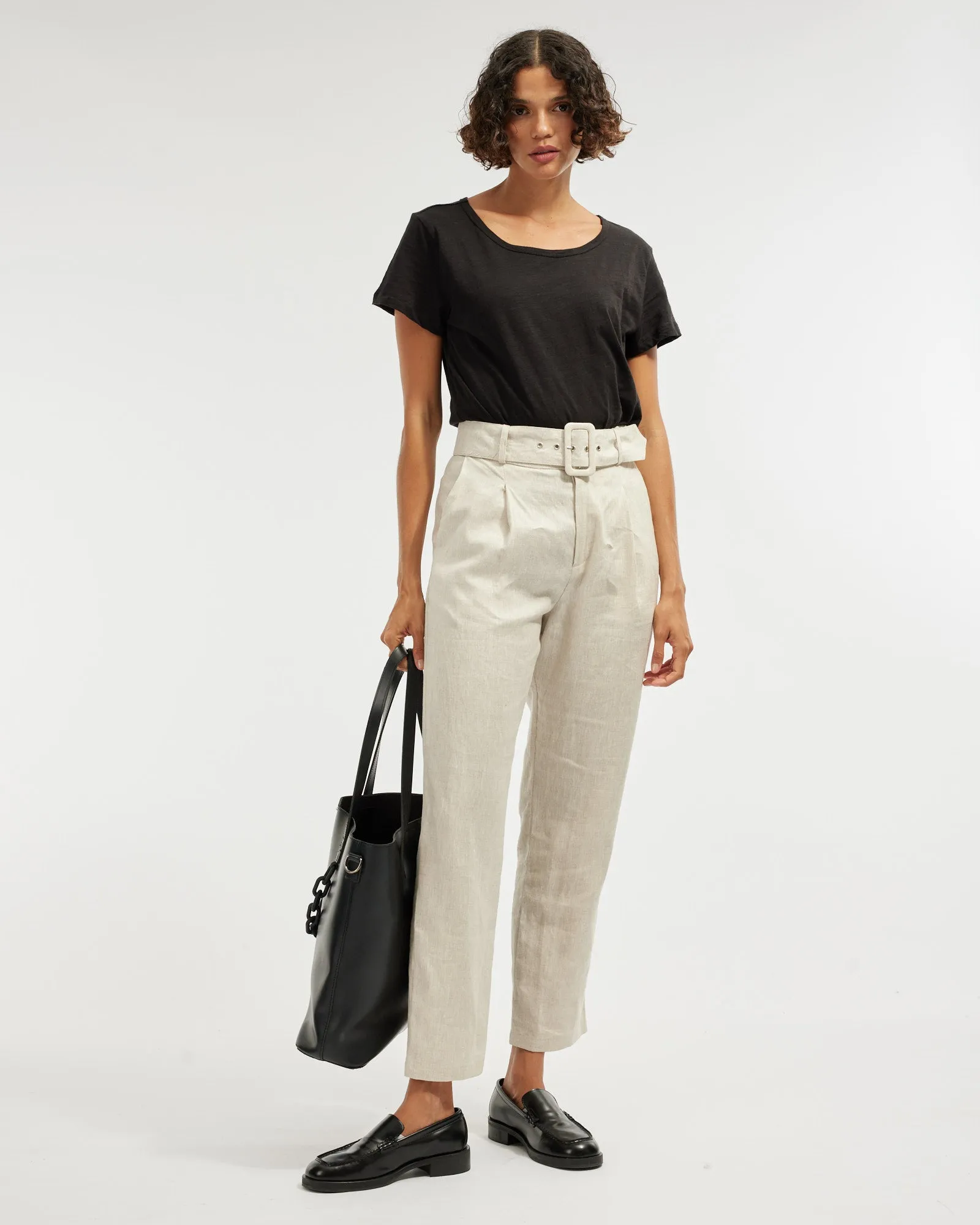 Fallon Rounded Hem Tee - Black