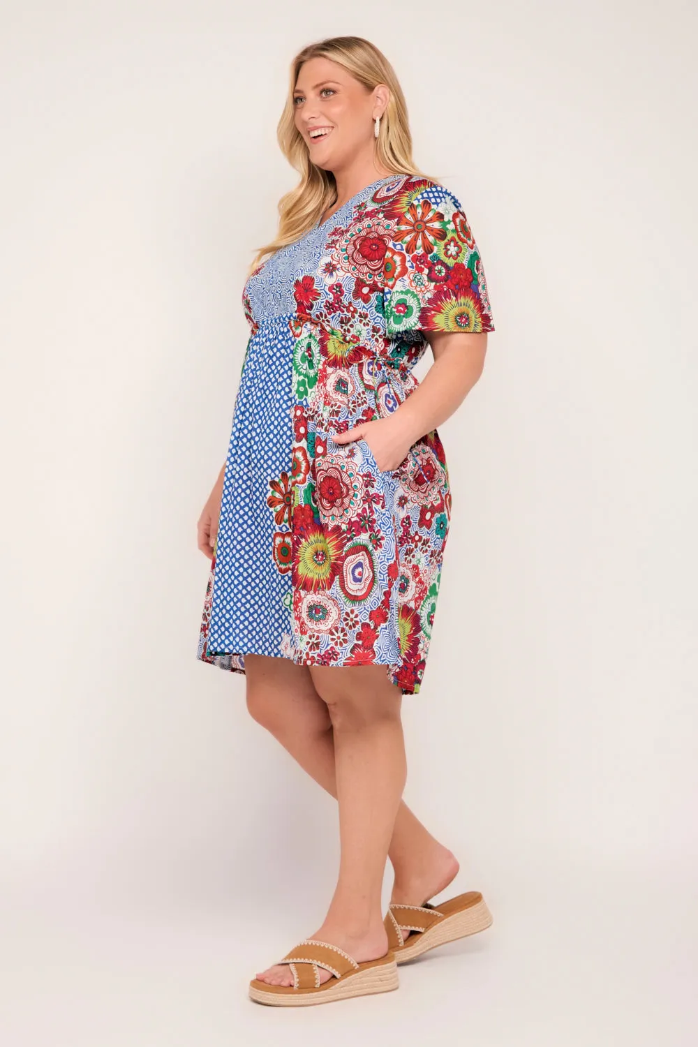 Iris Short Dress in Saleya