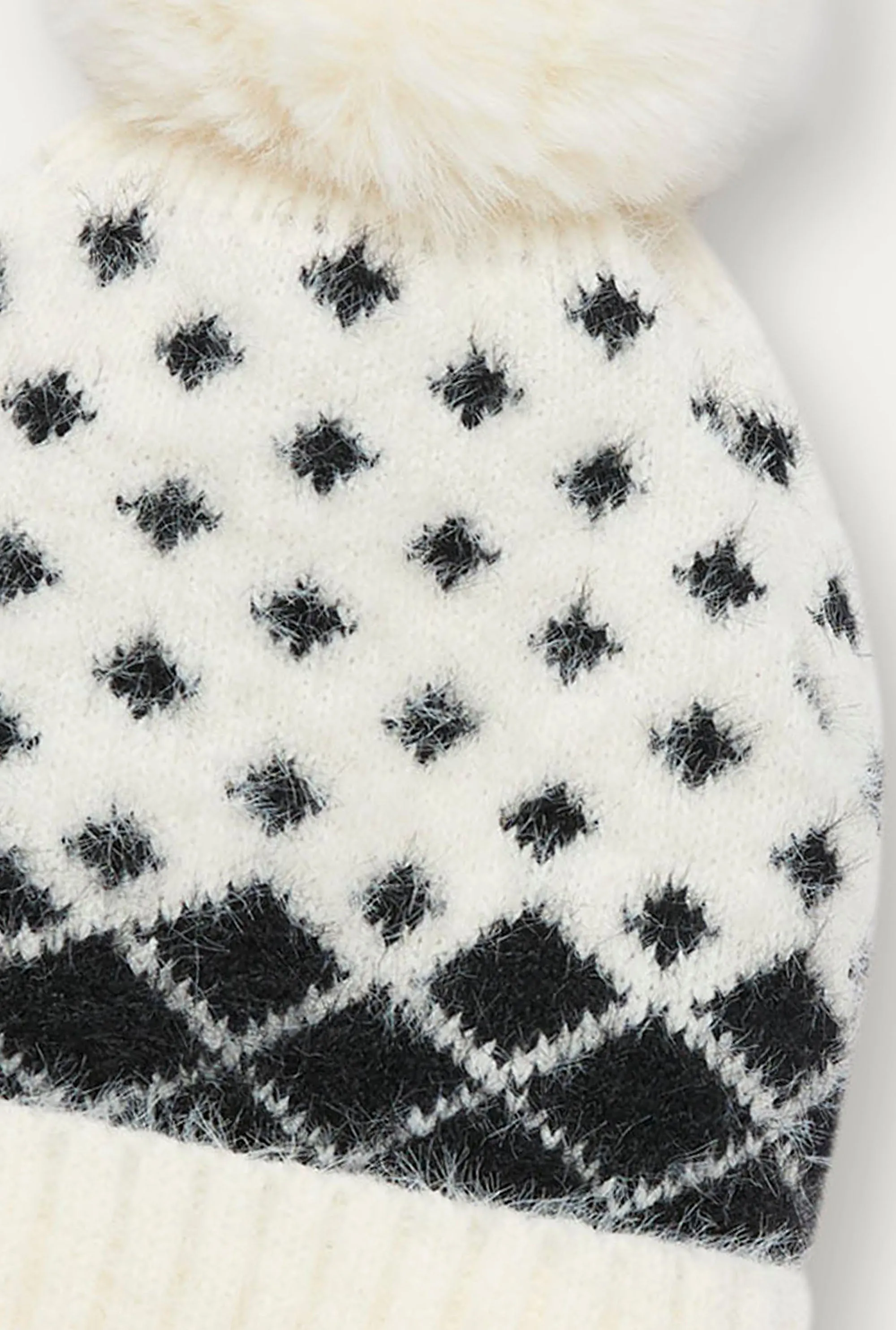 Monochrome White Hat
